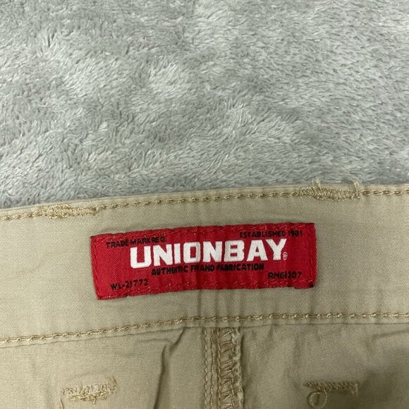 Unionbay Men’s Cargo Shorts Size 36 Tan Cotton Blend Durable 6902 - Picture 3 of 7